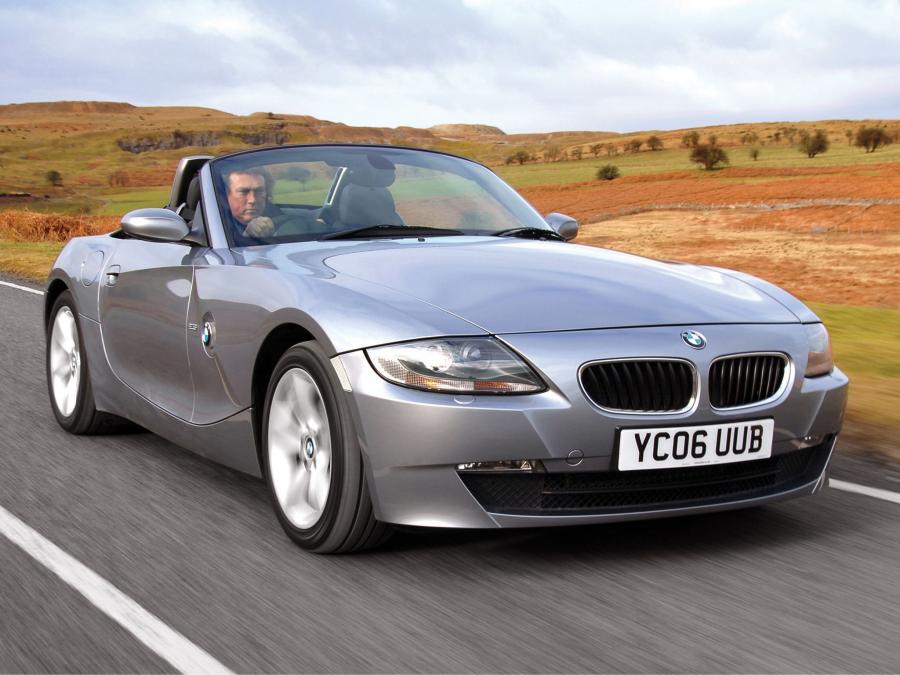 BMW Z4 2.5i Roadster (UK) '2005